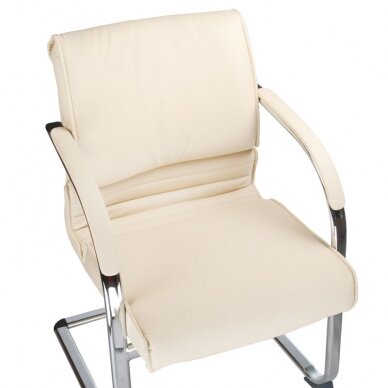 Konferencijų kėdė CorpoComfort BX-3339B, kreminės spalvos 1 Konferencijų kėdė CorpoComfort BX-3339B, kreminės spalvos 1