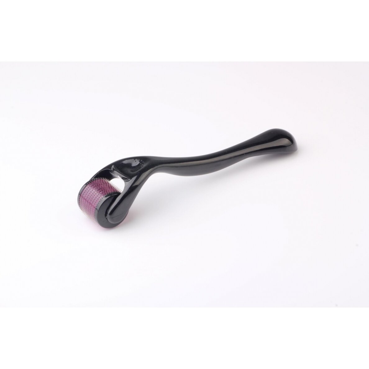DERMA ROLLER mezoterapijai (0,2 mm) 540 plieno adatos SONOBELLA 1