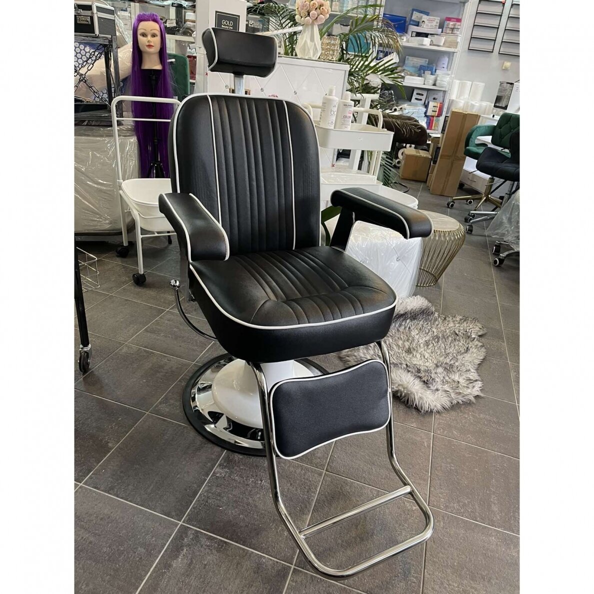 Profesionali barberio kėdė kirpykloms ir grožio salonams GABBIANO AMADEO, juodos spalvos 7 Profesionali barberio kėdė kirpykloms ir grožio salonams GABBIANO AMADEO, juodos spalvos 7