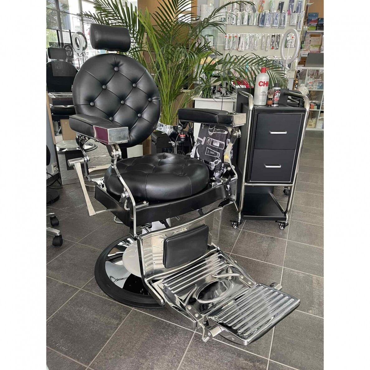 Profesionali barberio kėdė kirpykloms ir grožio salonams GABBIANO IMPERATOR BLACK 5 Profesionali barberio kėdė kirpykloms ir grožio salonams GABBIANO IMPERATOR BLACK 5