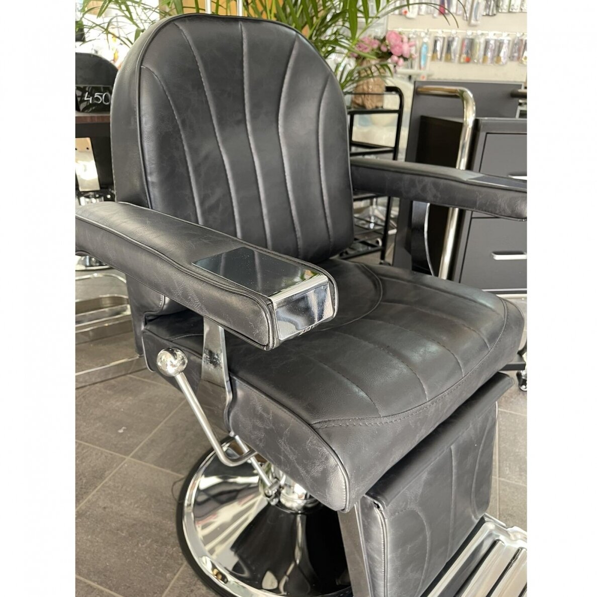 HAIR SYSTEM profesionali barberio kėdė kirpykloms ir grožio salonams SM138, juodos spalvos 13 HAIR SYSTEM profesionali barberio kėdė kirpykloms ir grožio salonams SM138, juodos spalvos 13