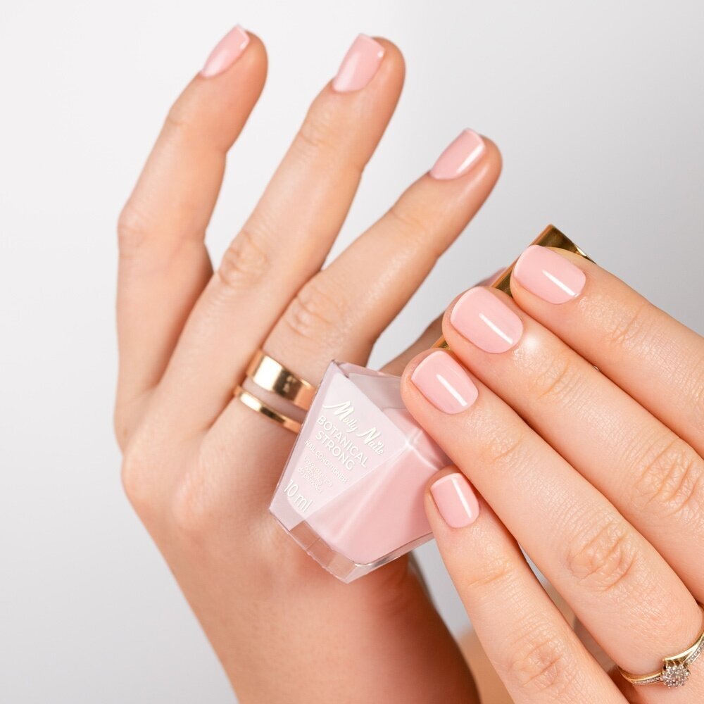 BOTANICAL STRONG NAIL CONDITIONER apsauginė ir stiprinamoji nagų priemonė 4 BOTANICAL STRONG NAIL CONDITIONER apsauginė ir stiprinamoji nagų priemonė 4