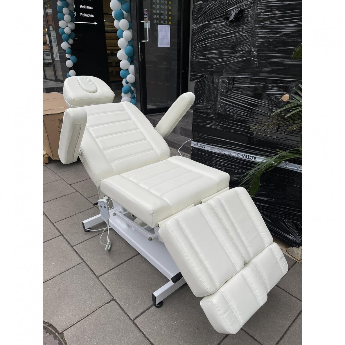 Profesionali elektrinė kosmetologinė kėdė AZZURRO 706 PEDI (1 variklis), baltos spalvos 13 Profesionali elektrinė kosmetologinė kėdė AZZURRO 706 PEDI (1 variklis), baltos spalvos 13