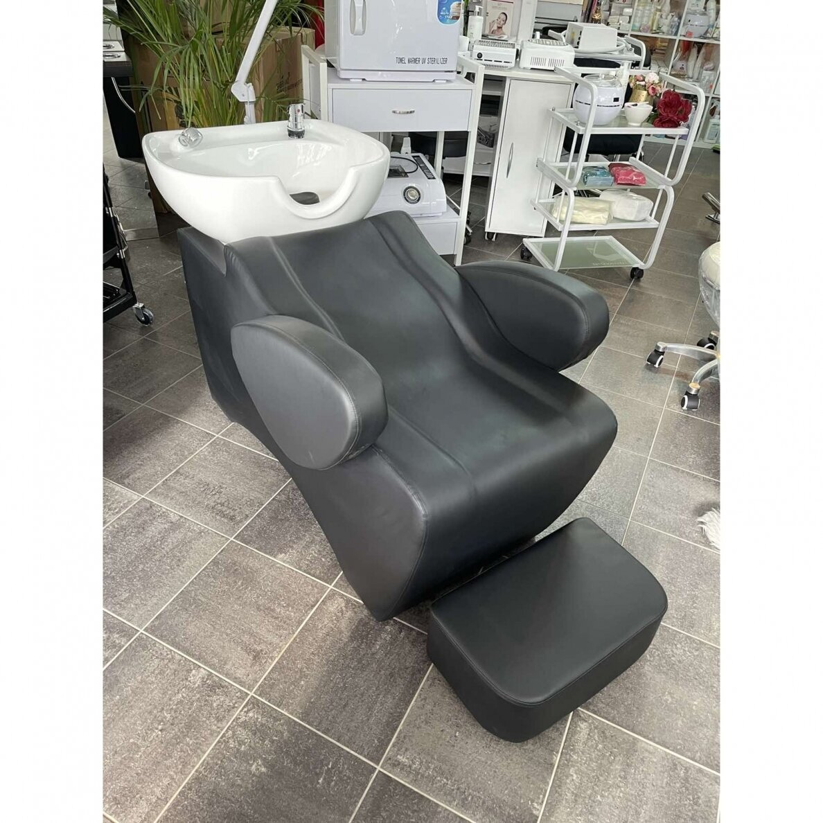 Profesionali kirpyklos plautuvė HAIR SYSTEM HSB46, juodos spalvos 6 Profesionali kirpyklos plautuvė HAIR SYSTEM HSB46, juodos spalvos 6