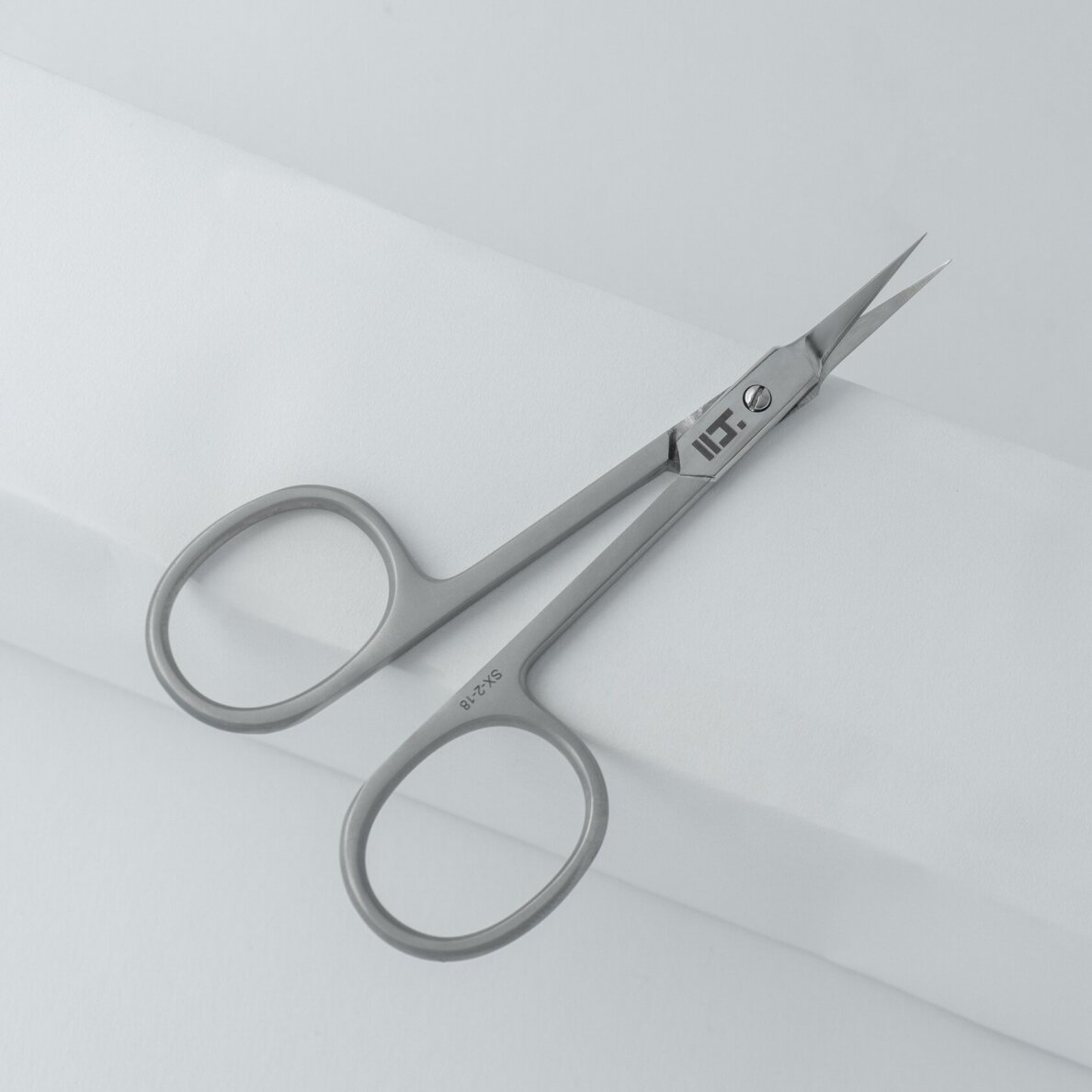 HEAD BEAUTY profesionalios žirklutės odelėms 18 mm 2 HEAD BEAUTY profesionalios žirklutės odelėms 18 mm 2