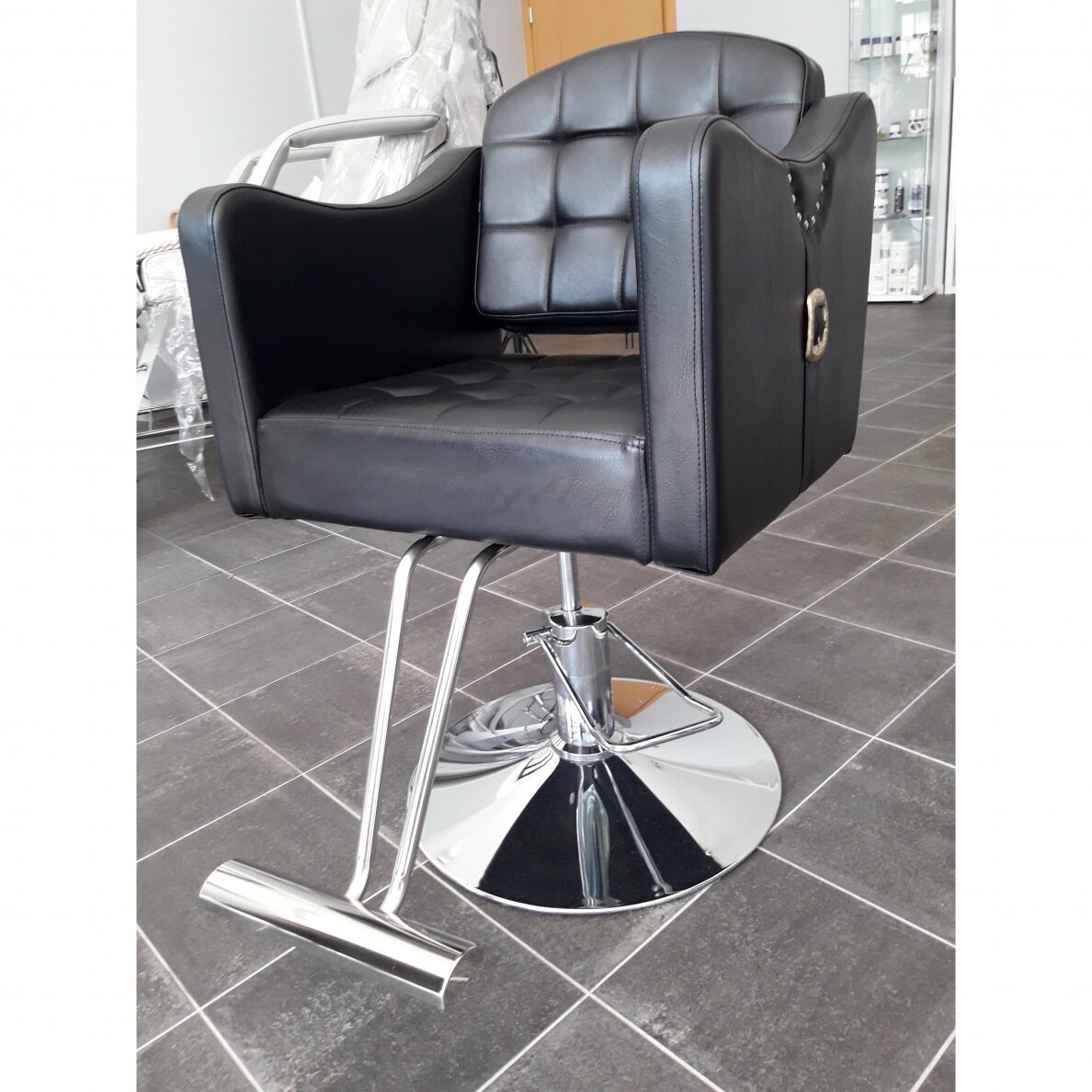 Profesionali kirpyklos kėdė HAIR SYSTEM 0-90, juodos spalvos su sage 7 Profesionali kirpyklos kėdė HAIR SYSTEM 0-90, juodos spalvos su sage 7