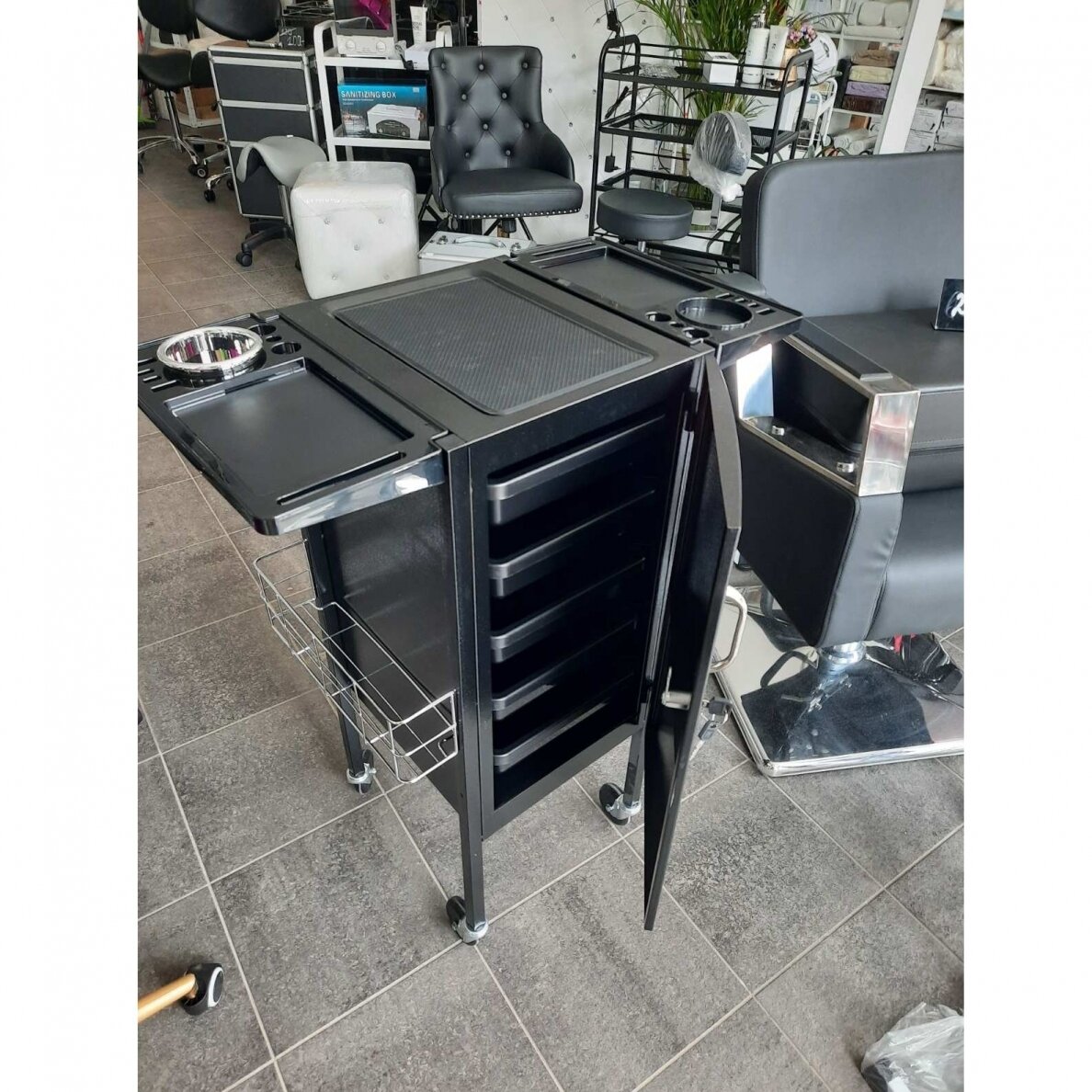 Profesionalus metalinis kirpėjo vežimėlis GABBIANO DELUXE 500, juodos spalvos 11