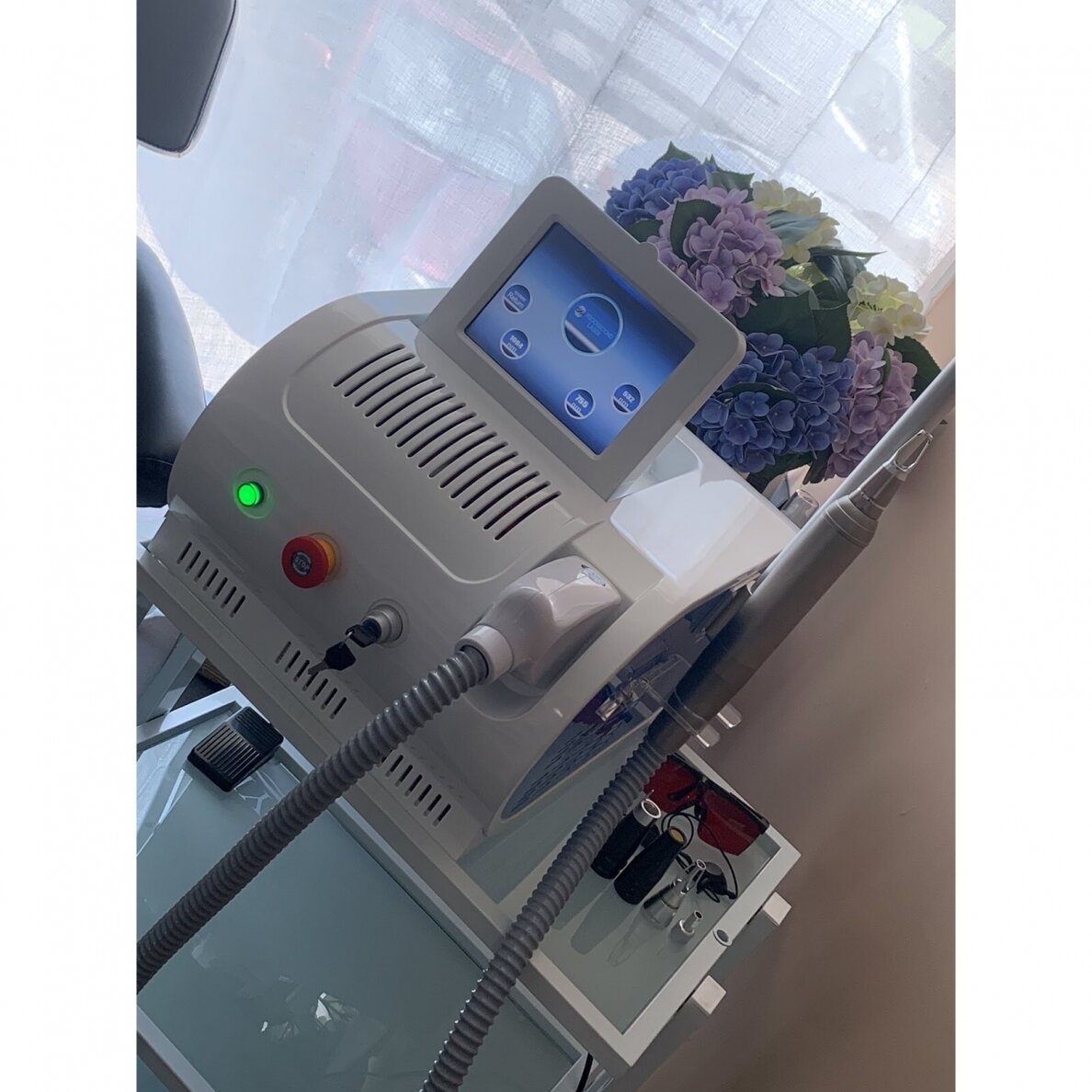 Pikosekundinis tatuiruočių šalinimo lazeris Q-SWITCH ND:YAG (SABD-58) 4 Pikosekundinis tatuiruočių šalinimo lazeris Q-SWITCH ND:YAG (SABD-58) 4