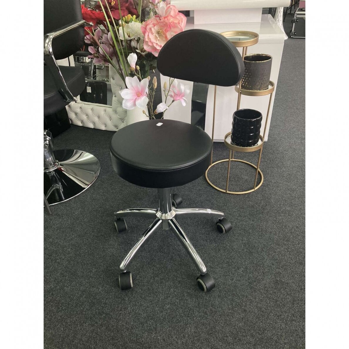 Profesionali meistro kėdė kosmetologams bei grožio salonams AM-304, juodos spalvos 4