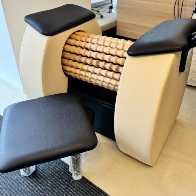 ROLLER SHAPER masažuoklis su IR spinduliais BODY ROLL MASSAGER 2 ROLLER SHAPER masažuoklis su IR spinduliais BODY ROLL MASSAGER 2
