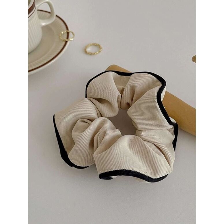 Scrunchie plaukų gumytės, 2 vnt. 4 Scrunchie plaukų gumytės, 2 vnt. 4