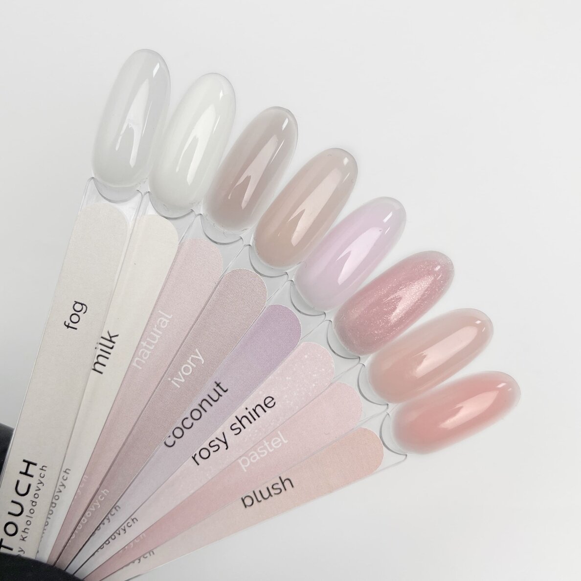 TOUCH NAILS hibridinė nagų lako bazė ilgalaikiam manikiūrui COVER BASE, 30 ml (Rosy shine ) 3 TOUCH NAILS hibridinė nagų lako bazė ilgalaikiam manikiūrui COVER BASE, 30 ml (Rosy shine ) 3